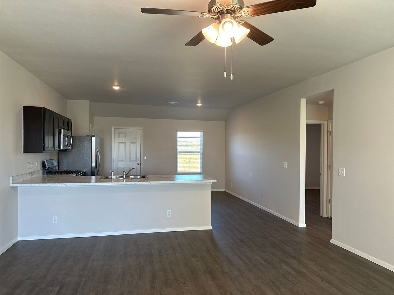 16228 South 83rd East Avenue - Photo 5 of 14