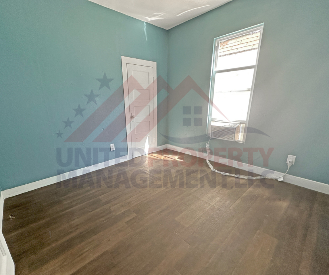 511 W Bonbright St - Photo 3 of 5