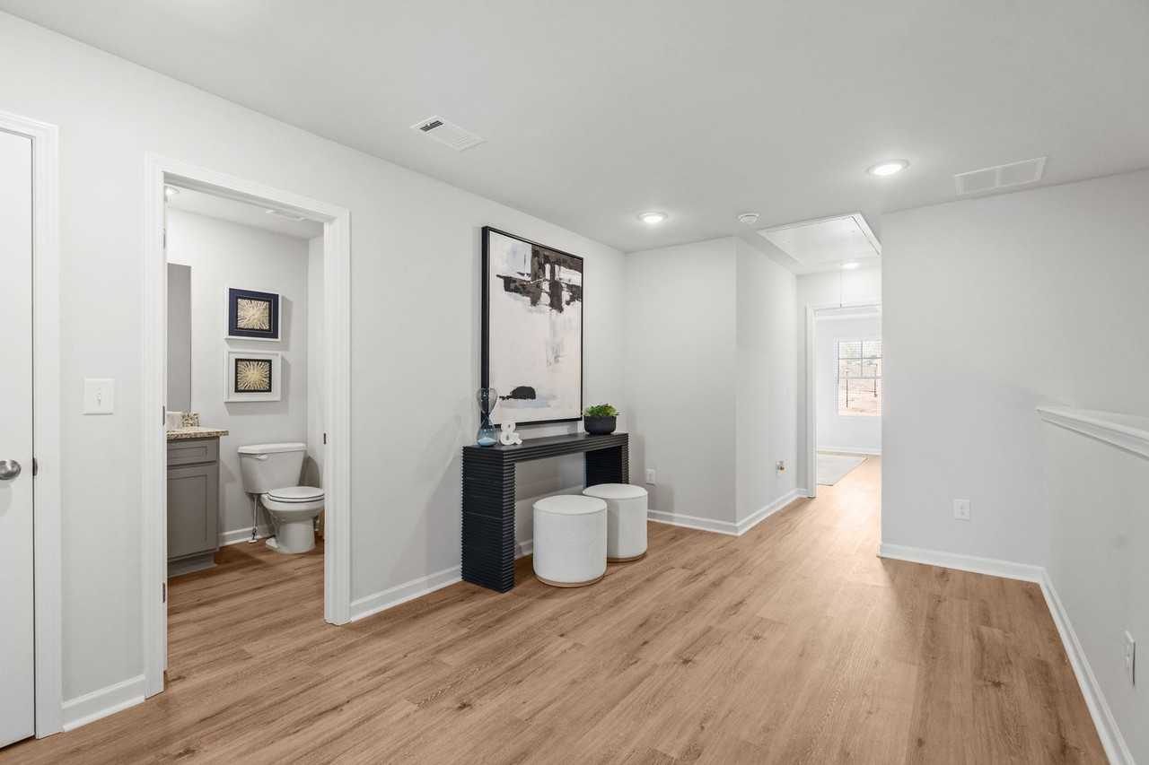 7413 Eaveswell Street - Photo 4 of 30