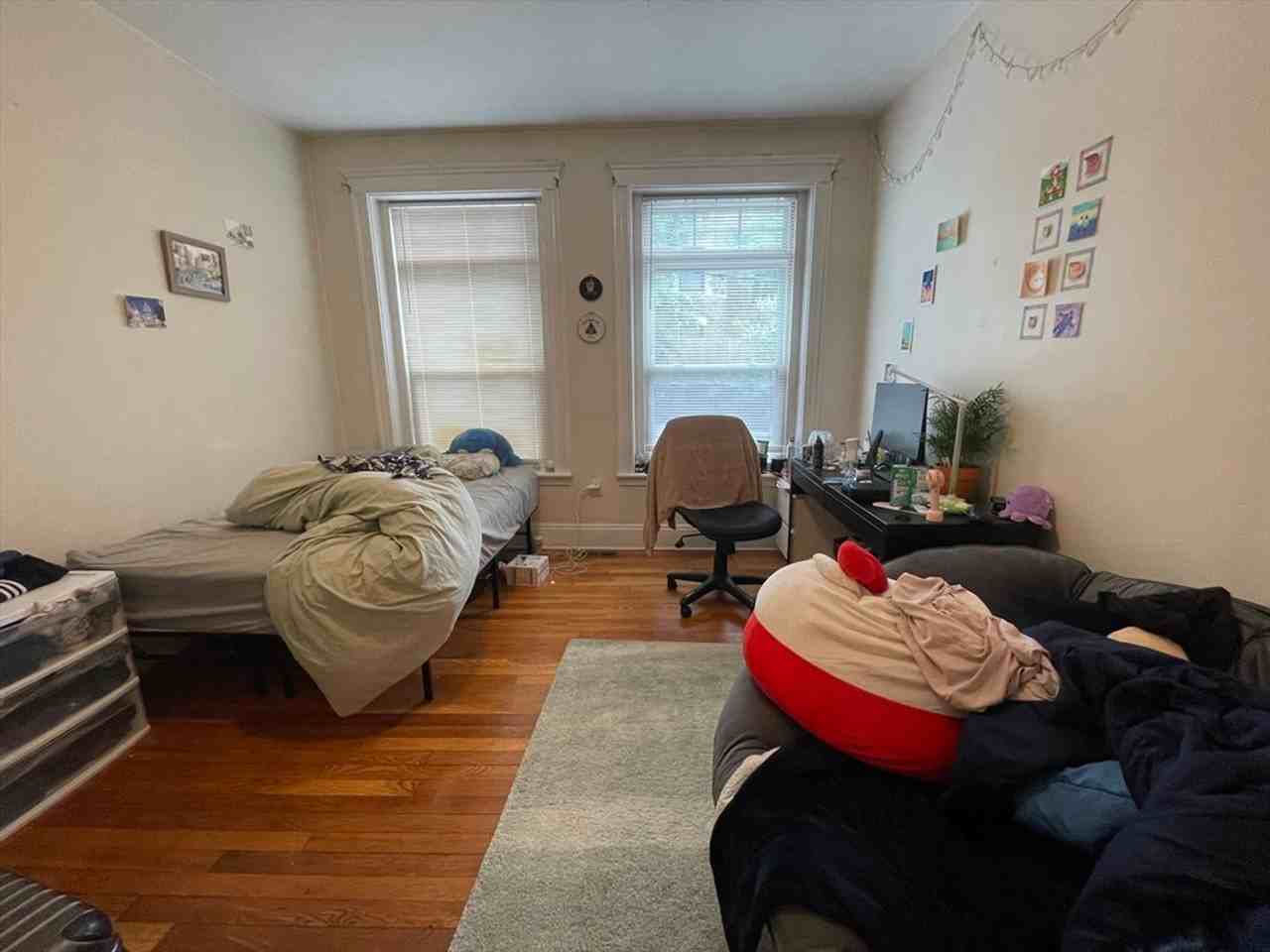 177 Winthrop Rd - Photo 6 of 12