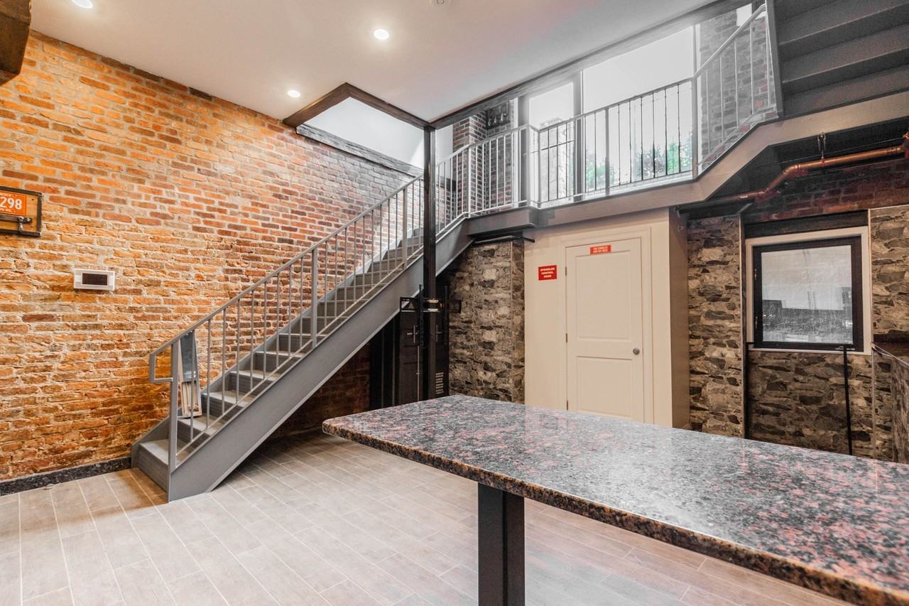 1028 Commonwealth Ave #102 - Photo 4 of 12