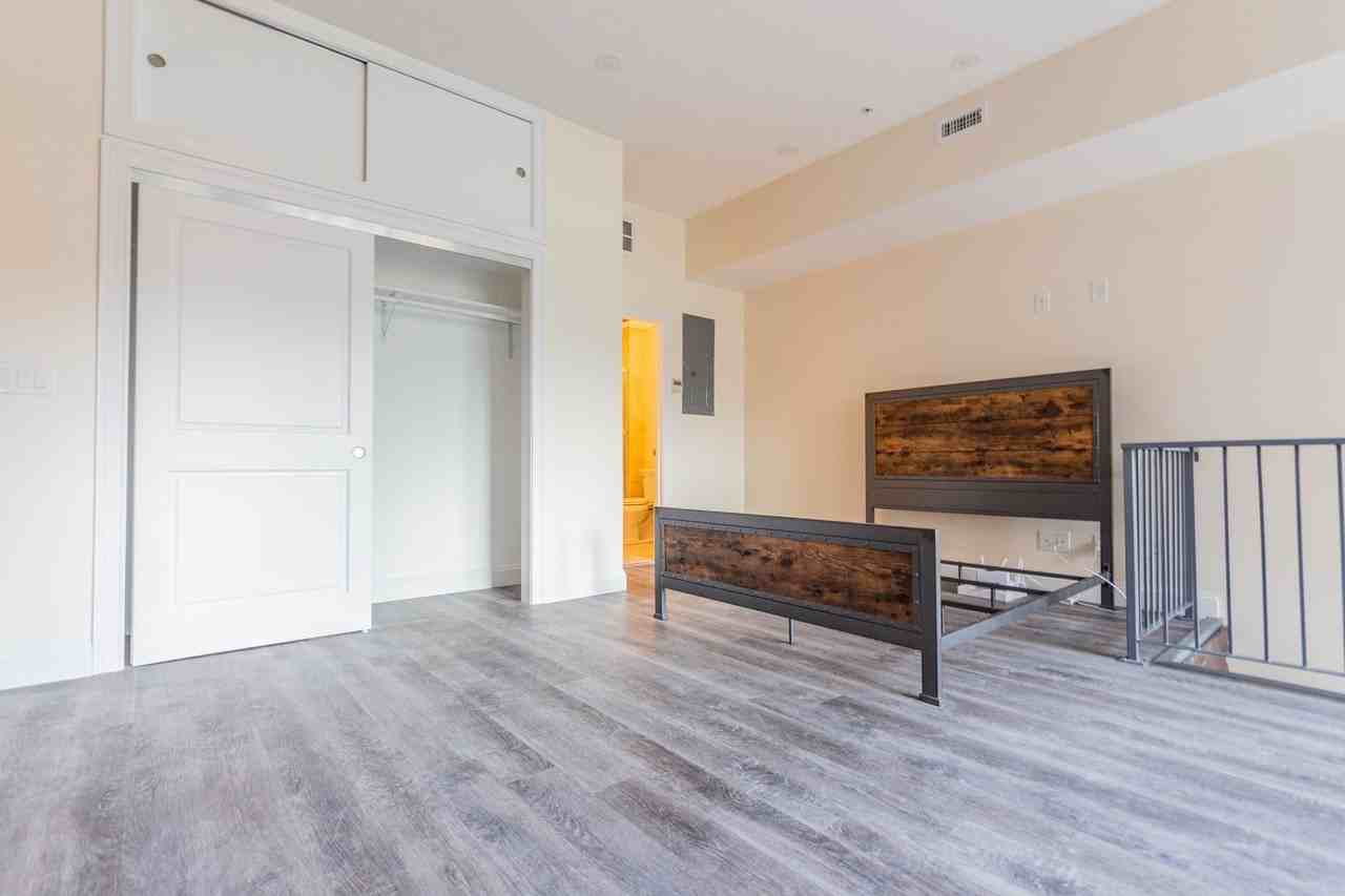 1028 Commonwealth Ave #102 - Photo 7 of 12