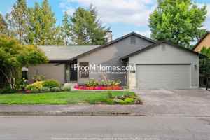 featured image of 2450 Southslope Way