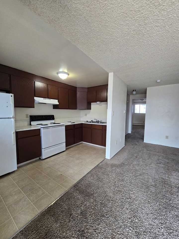 1839 Terry - Photo 4 of 22