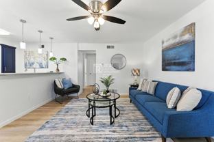 202 N Kealy Ave - Photo 1 of 1