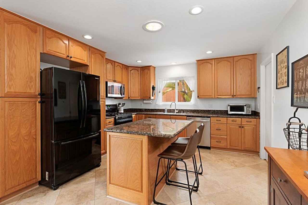 3127 Thunder Drive - Photo 7 of 26