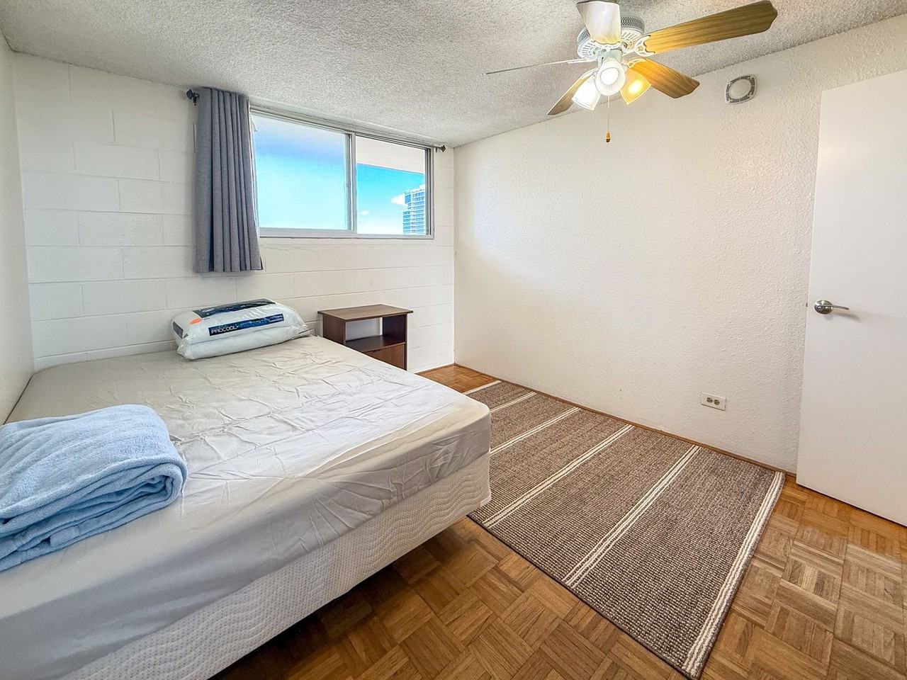 2211 Ala Wai Blvd #2805 - Photo 4 of 18