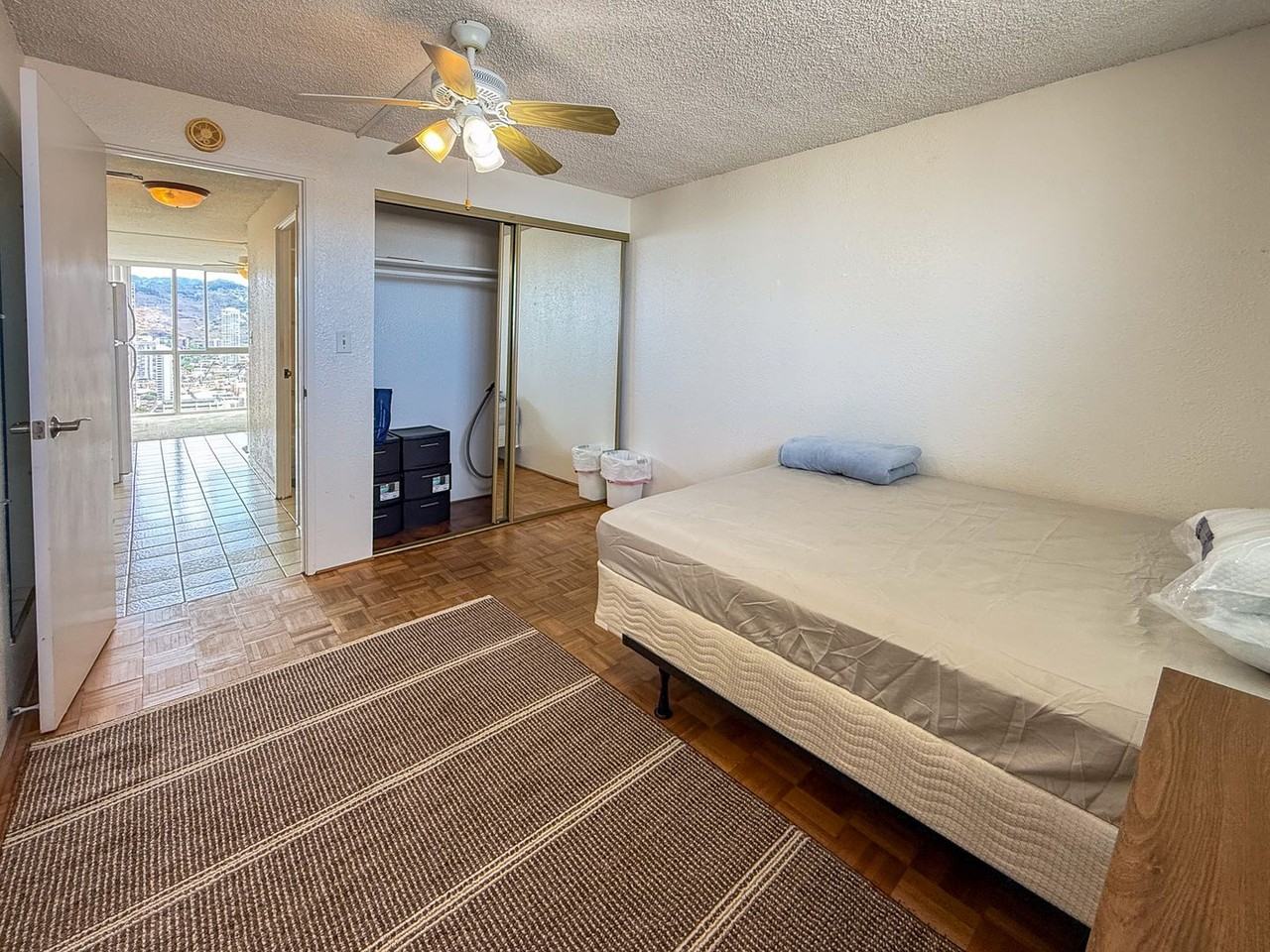 2211 Ala Wai Blvd #2805 - Photo 5 of 18
