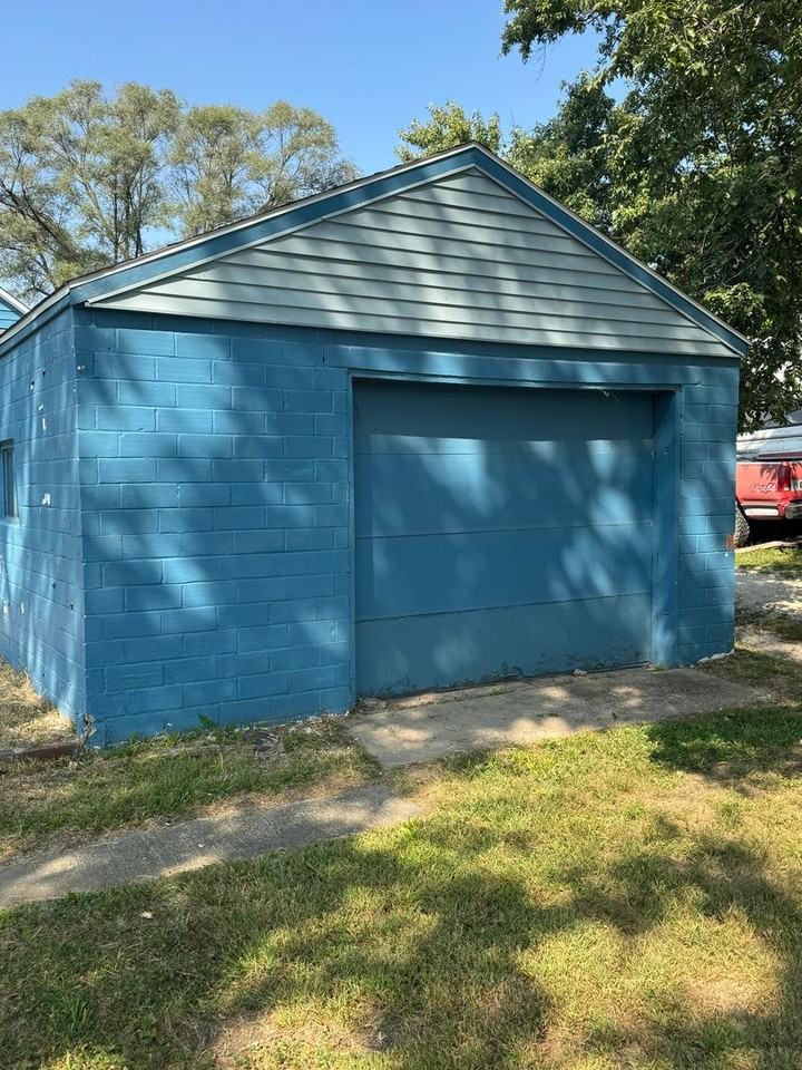 203 Astor Street - Photo 2 of 14