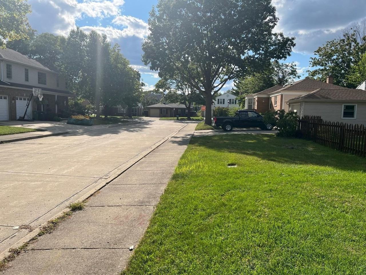 11 Elizabeth Ct - Photo 3 of 15