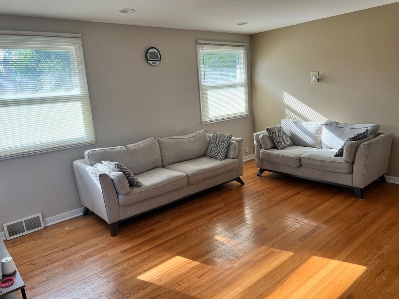 11 Elizabeth Ct - Photo 5 of 15