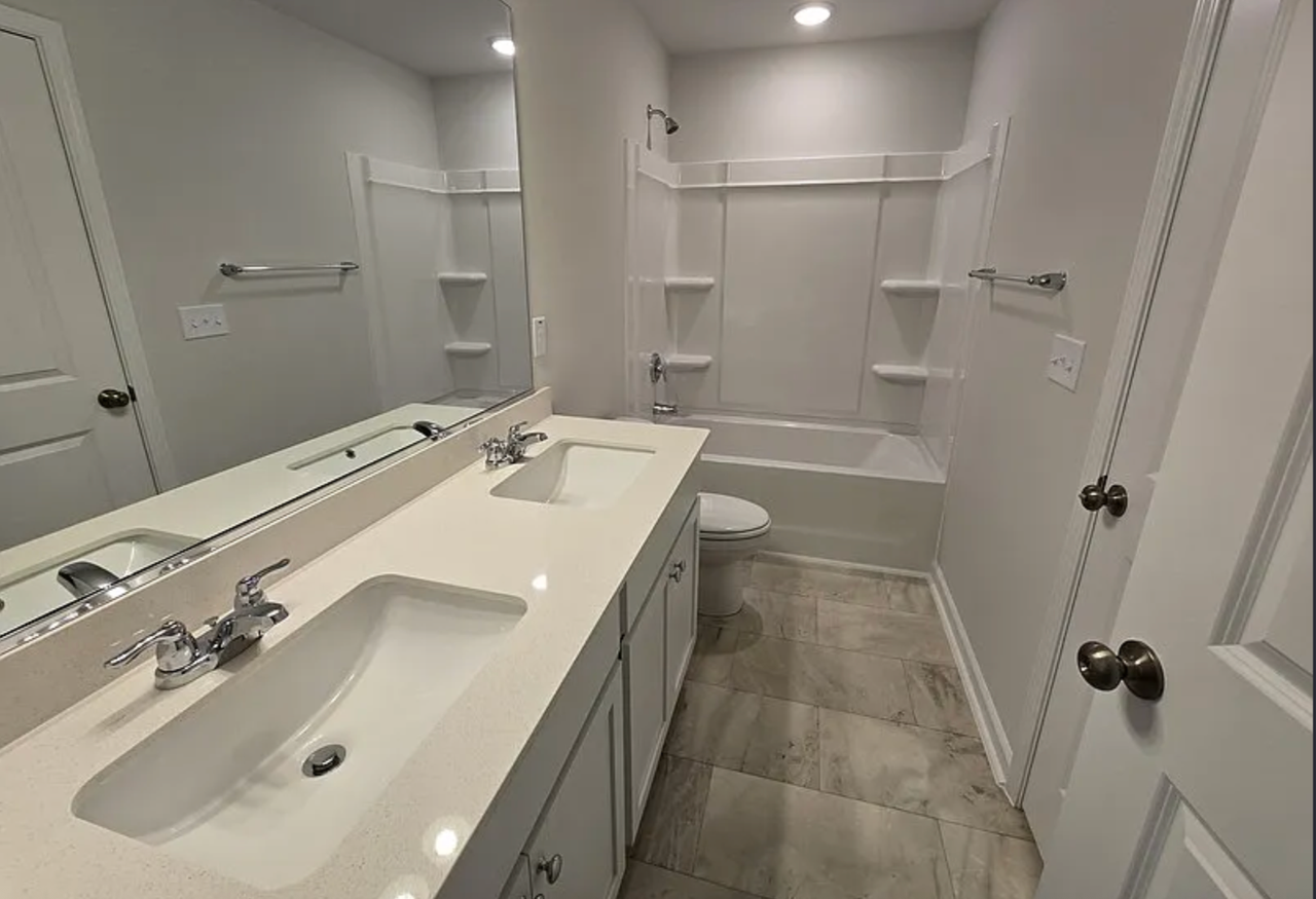 4033 Beckton Trl - Photo 7 of 10