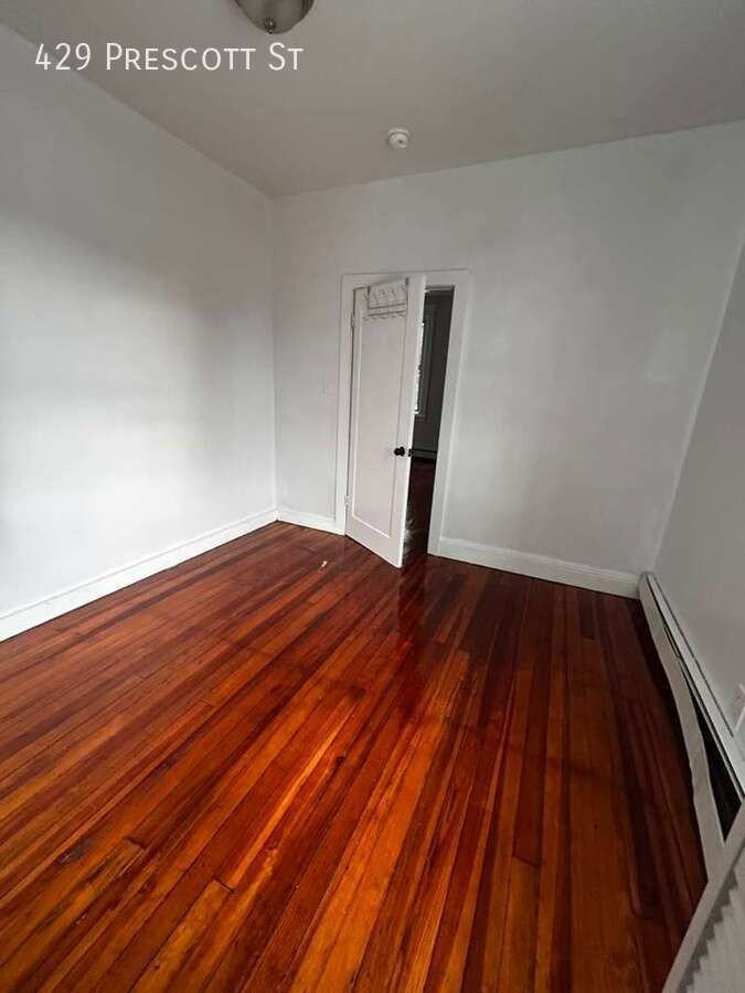 429 Prescott St - Photo 3 of 7