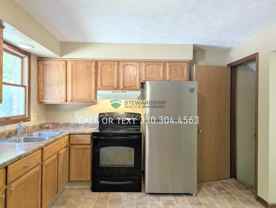 165 Elm St Ne - Photo 1 of 1