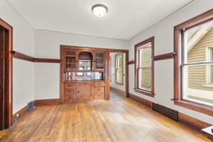 featured image of 926 E Locust St #926