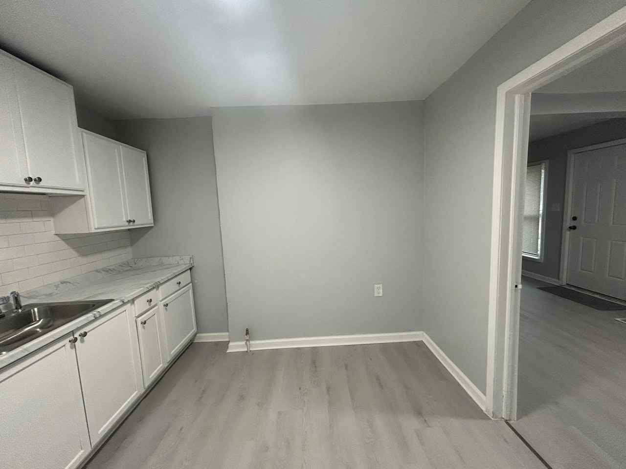 3693 Somerset Avenue - Photo 4 of 24