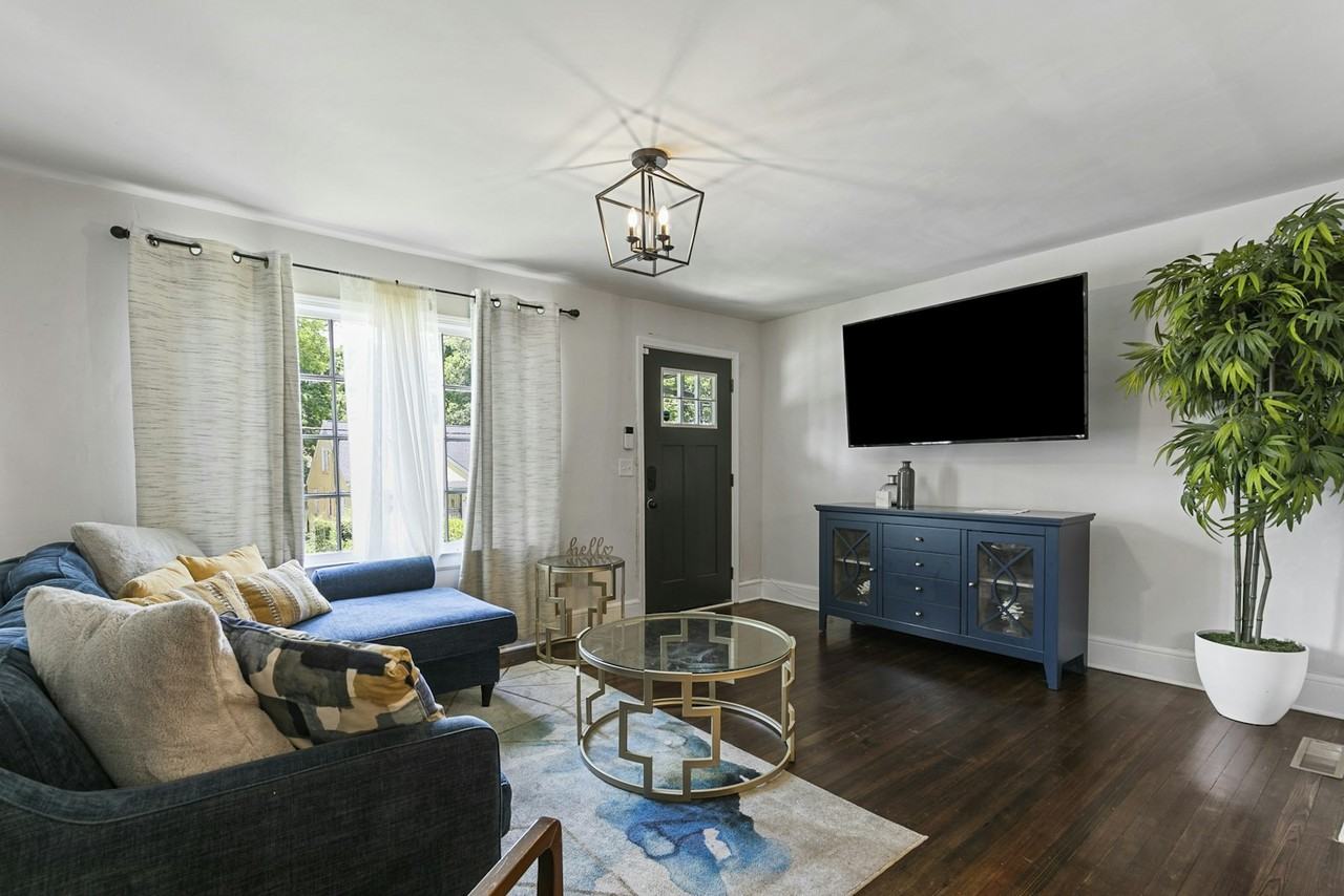 1472 North Avenue Northwest - Photo 4 of 31