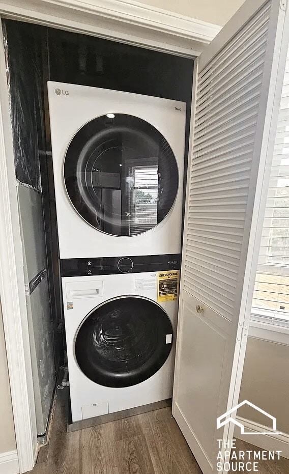 2820 North Ridgeway Avenue, Unit 2 - Photo 3 of 13