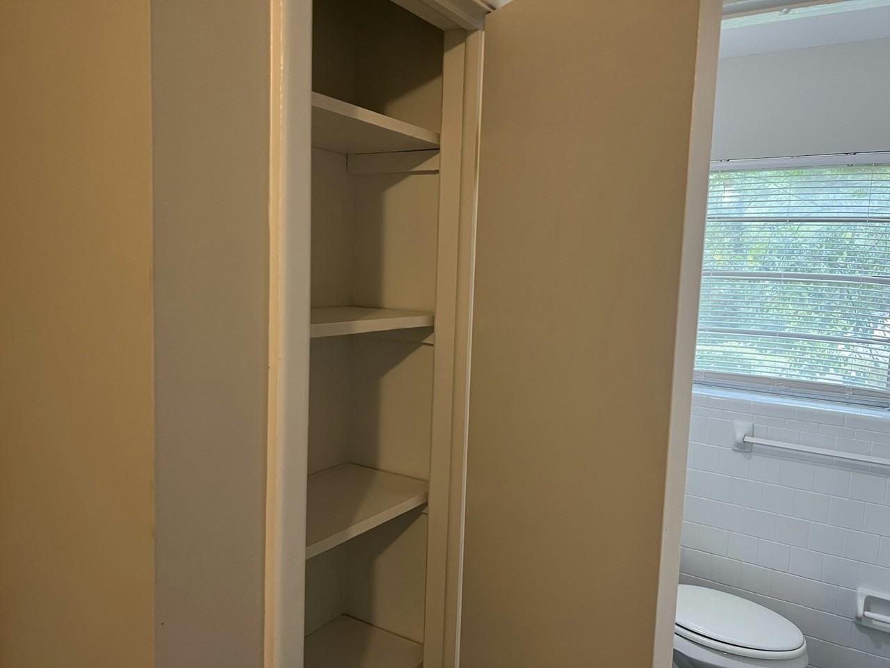 1472 Tulip Place, Unit 1472 - Photo 3 of 11