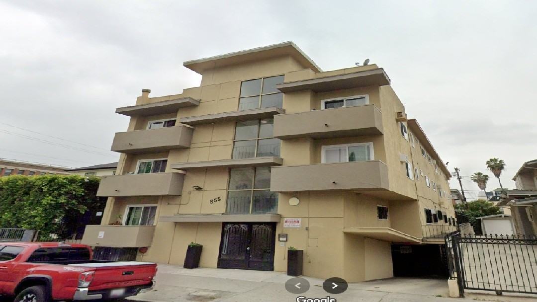 3118 - 855 South Ardmore Avenue - Photo 2 of 13