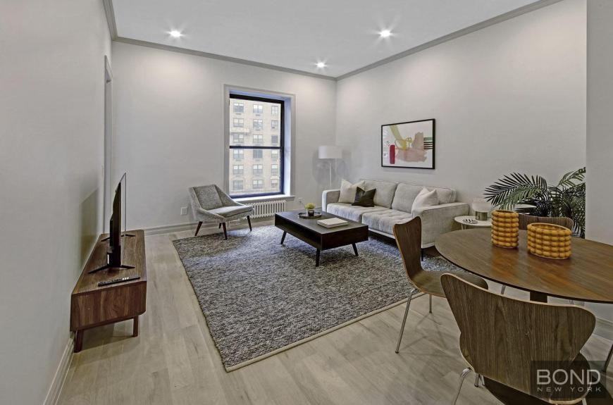 250 West 91st Street - Photo 4 of 10