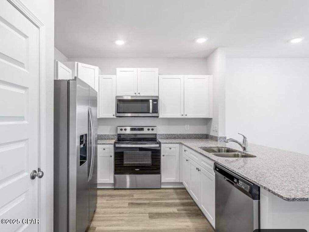 1713 Jakes Dr - Photo 4 of 10