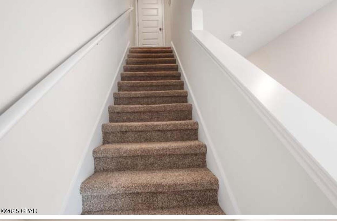 1713 Jakes Dr - Photo 6 of 10