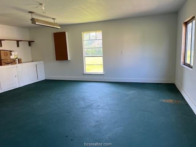 9668 Myrtle Dr - Photo 7 of 15