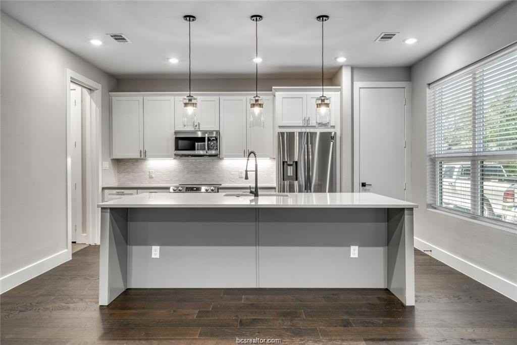 259 Estates Cir - Photo 6 of 19