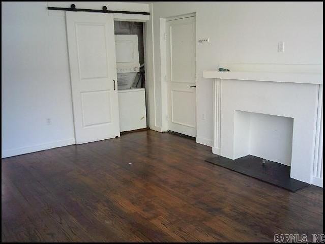 1520 Broadway St Apt B - Photo 4 of 16