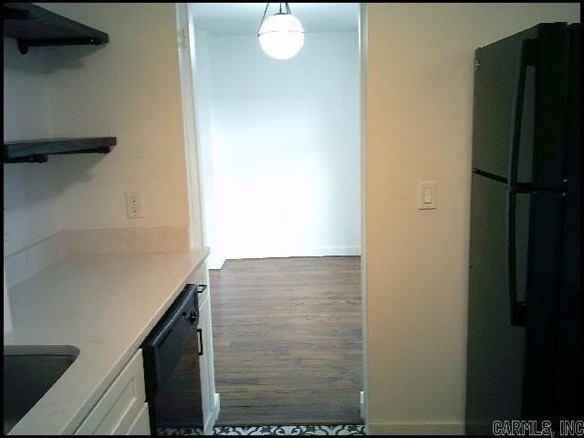 1520 Broadway St Apt B - Photo 6 of 16