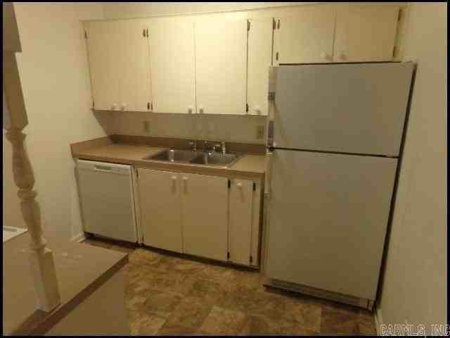 1705 Lilac Circle - Photo 6 of 19