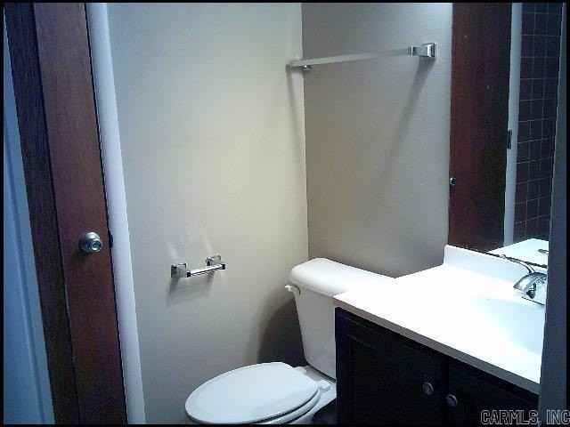 303 Brookside Dr - Photo 6 of 13