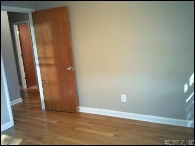 303 Brookside Dr - Photo 7 of 13