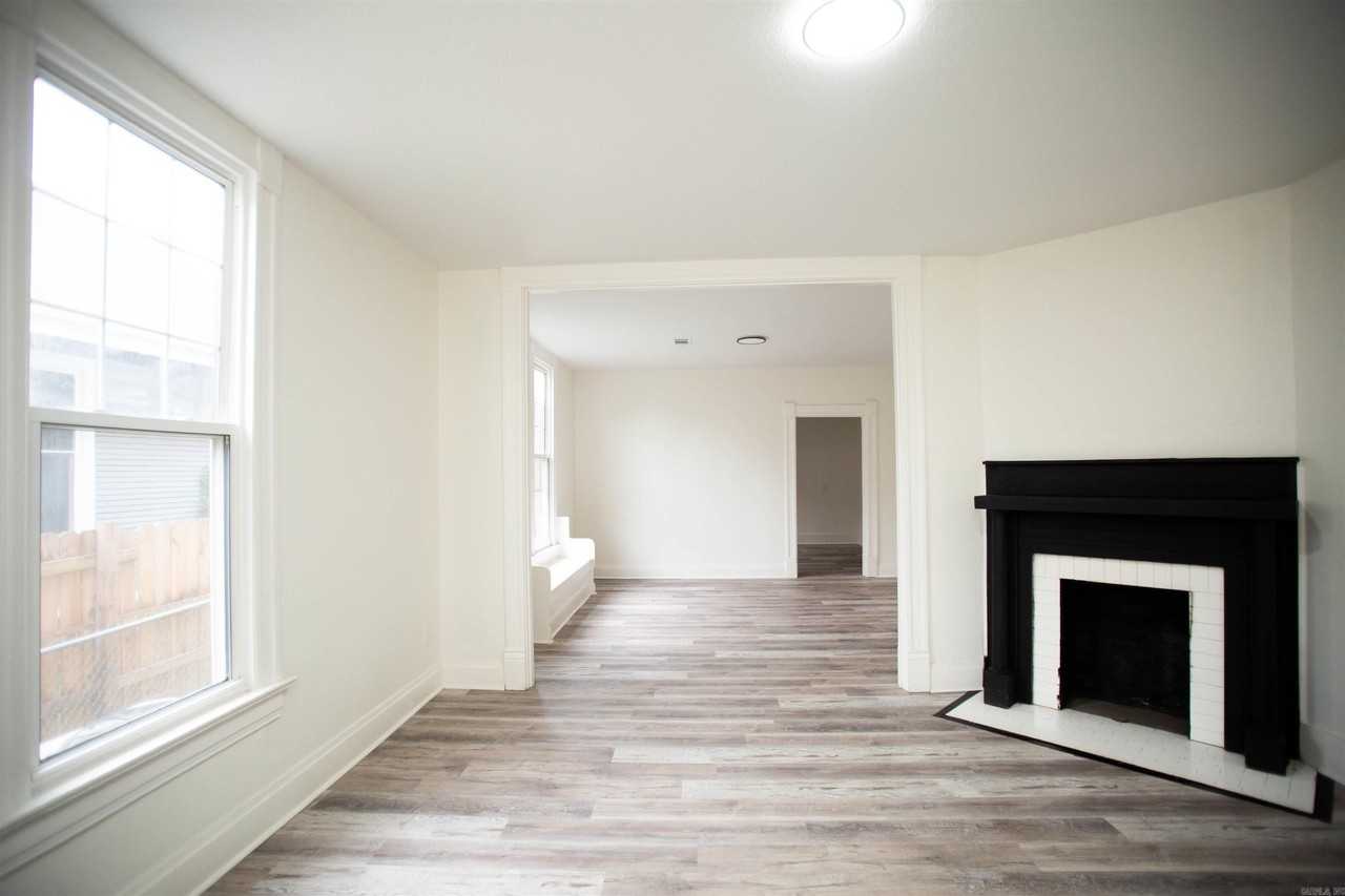 2715 S State St - Photo 6 of 34