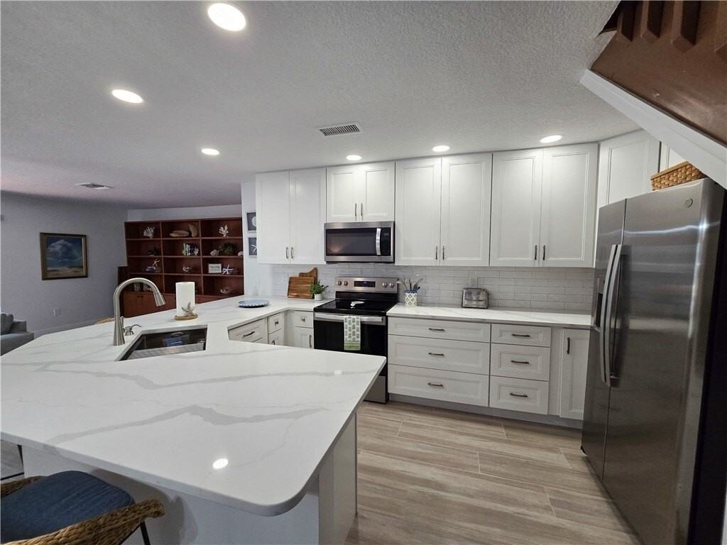 4949 N HIGHWAY A1A 204 - Photo 4 of 35