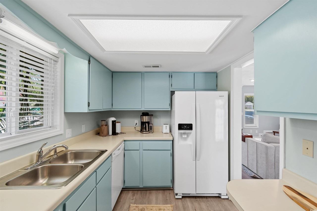 605A 17th Ave S - Photo 5 of 36