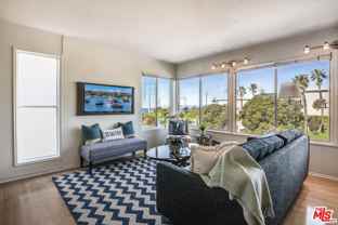 460 Rosecrans Ave - Photo 1 of 1