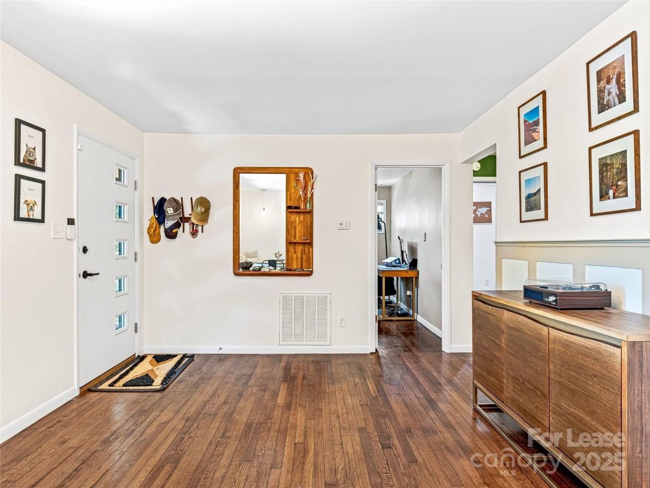 44 Broadview Avenue - Photo 7 of 41