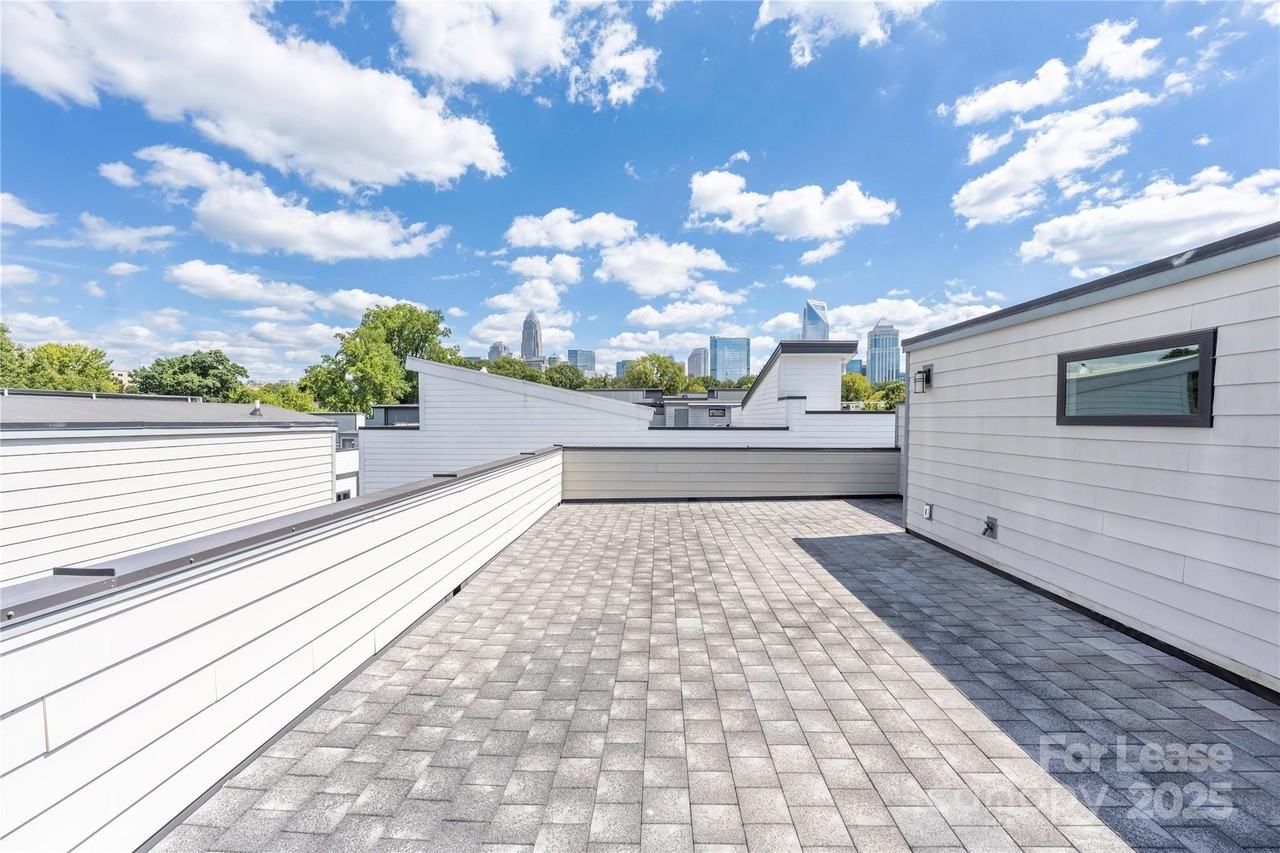 1008 Westbrook Dr Unit B #B - Photo 6 of 46