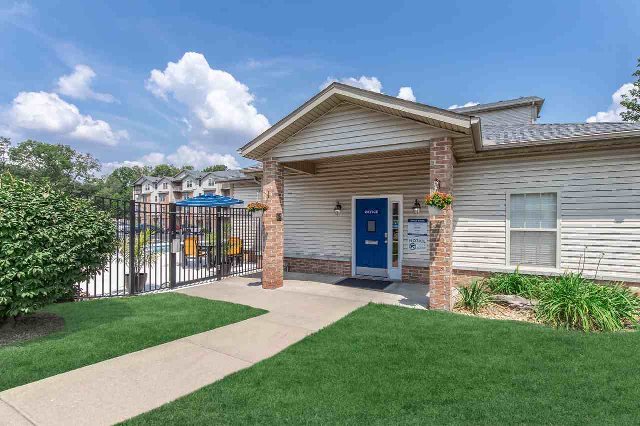 Marion Park Apartments - Photo 6 of 29