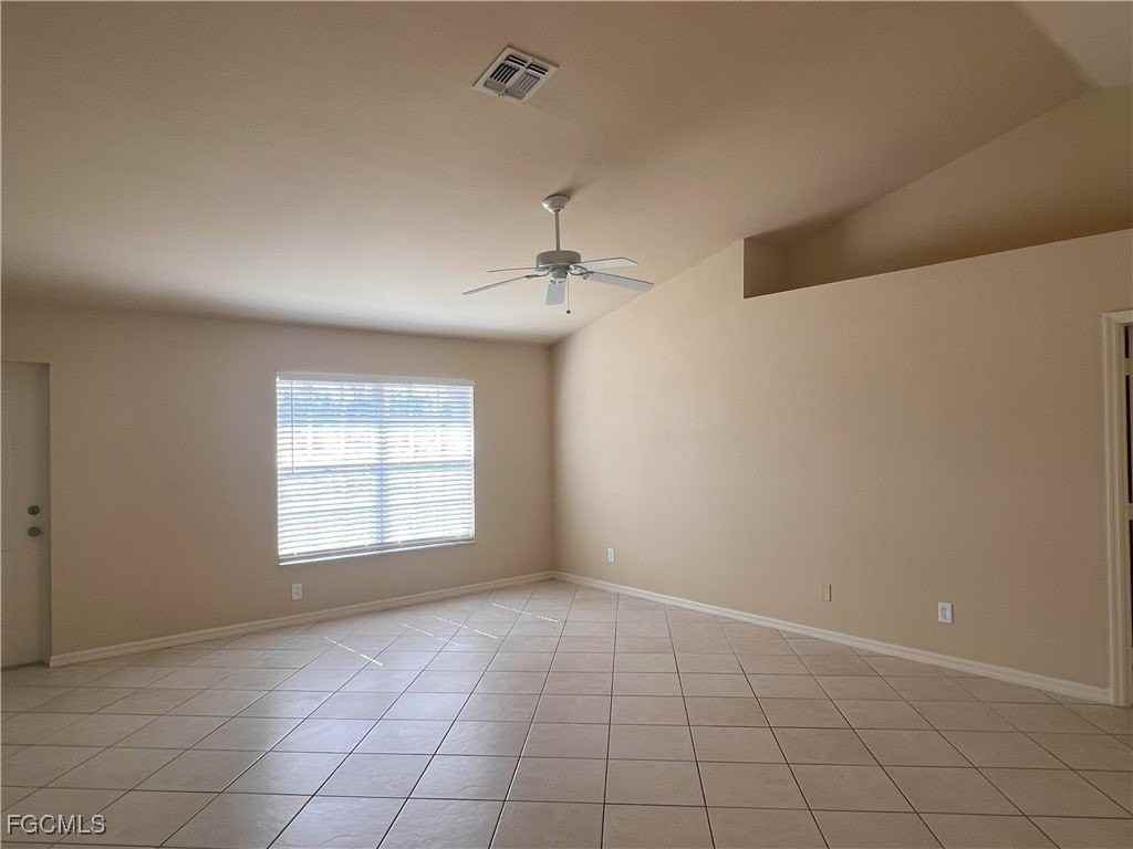 310 Sw 24th Ave - Photo 2 of 27