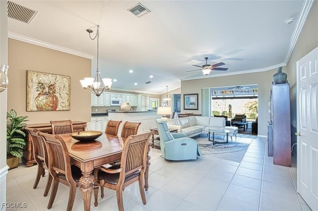 9078 Shadow Glen Way - Photo 4 of 30