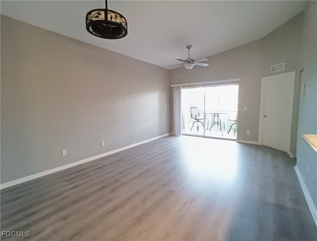 4281 Bellasol Cir Apt 2323 #2323 - Photo 7 of 23