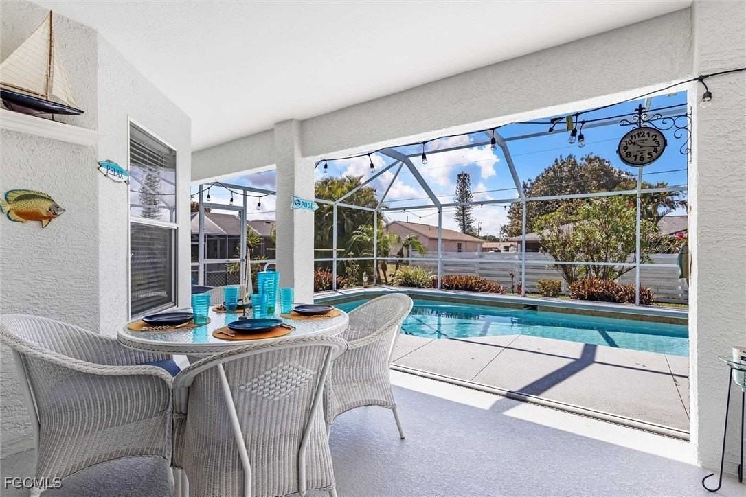 310 Se 47th St - Photo 3 of 30