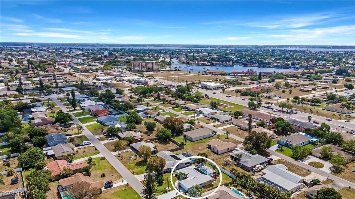 310 Se 47th St - Photo 4 of 30