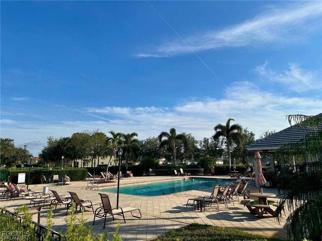 2228 Carnaby Ct - Photo 5 of 5