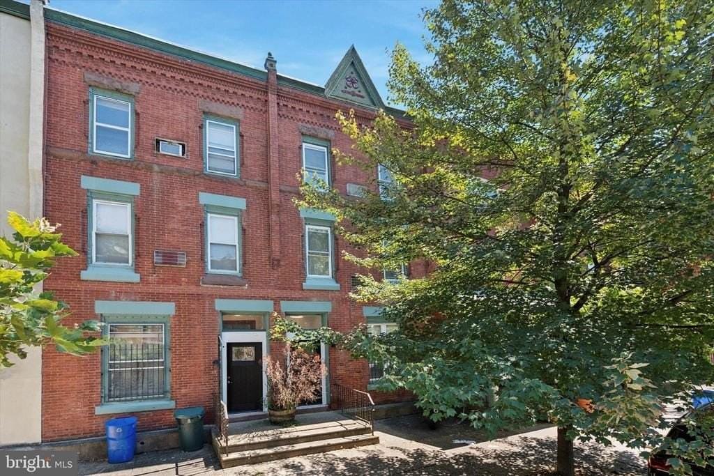 251 South 44th Street #3