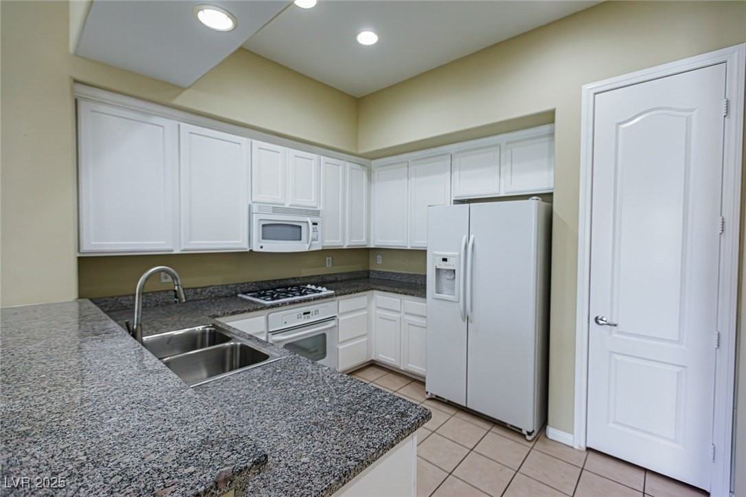 32 E Serene Ave #415 - Photo 5 of 50