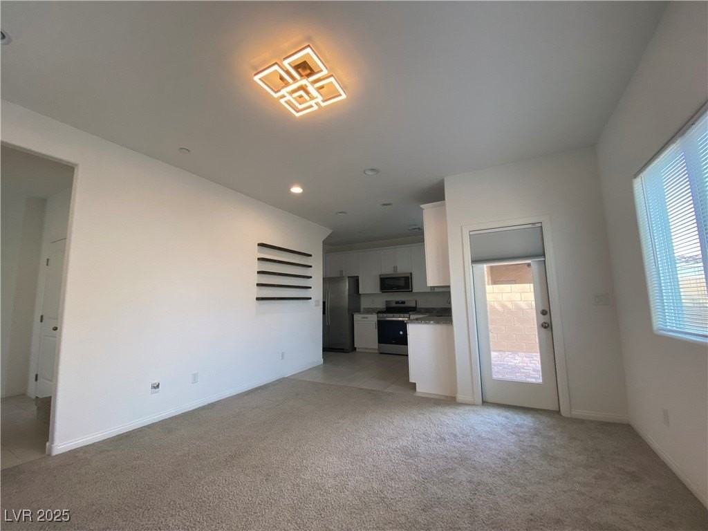 412 Desert Cadence St - Photo 6 of 21